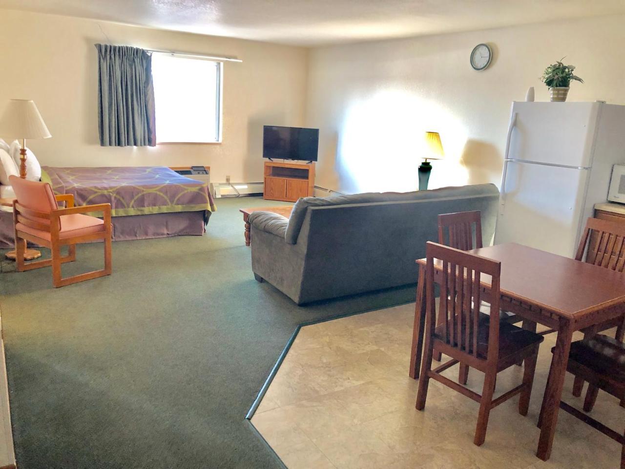 One-Bedroom Suite Two Queen Beds Non-Smoking,1219527583:JPEG